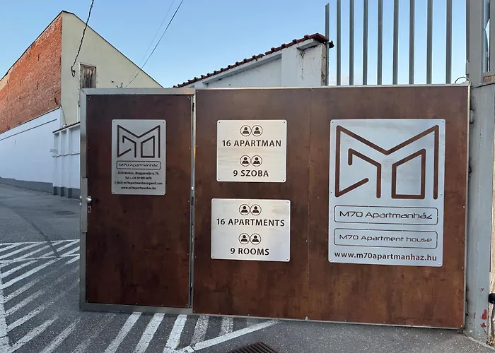 M70 Apartmanhaz