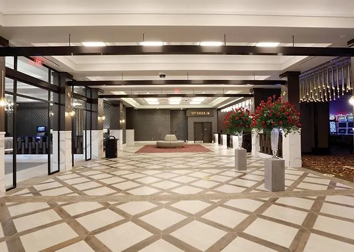 Oak Grove Racing Gaming & Hotel