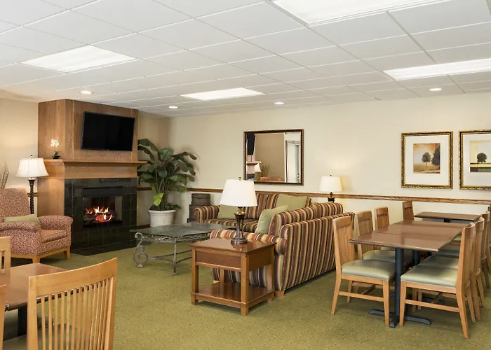 Country Inn & Suites By Radisson, Peoria North, Il