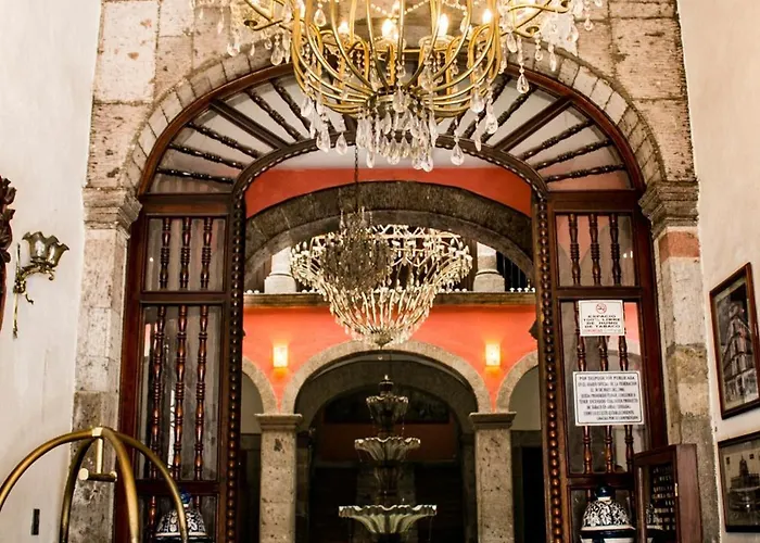 Hotel Frances
