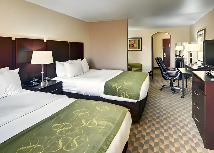 Comfort Suites Benbrook - Fort Worth Southwest