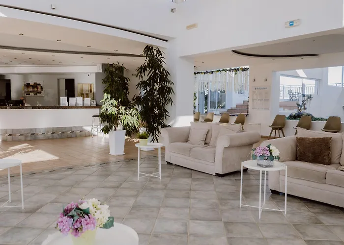 Sunshine Village Hotel Limenas Chersonisou