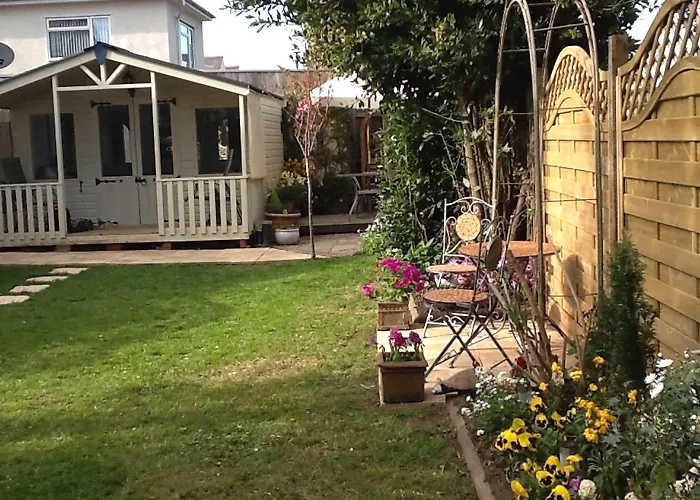 The Groveside Guest House