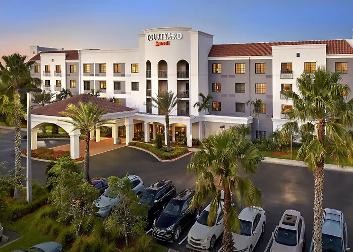 Courtyard By Marriott Stuart