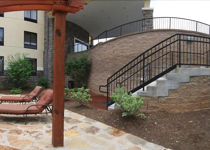 Comfort Suites At State University