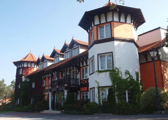 Hotel Torres De Somo