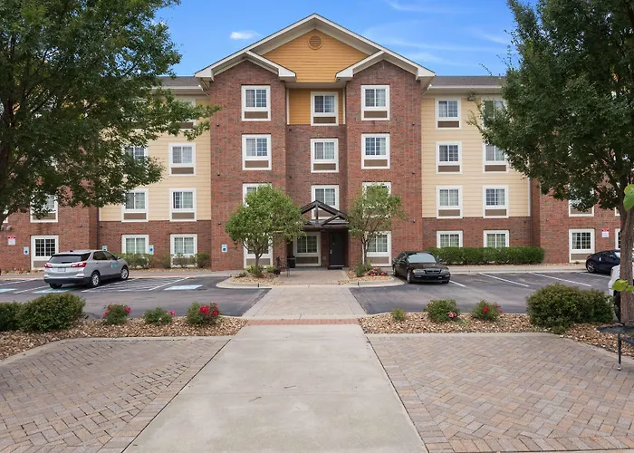 Studio 6 - Overland Park