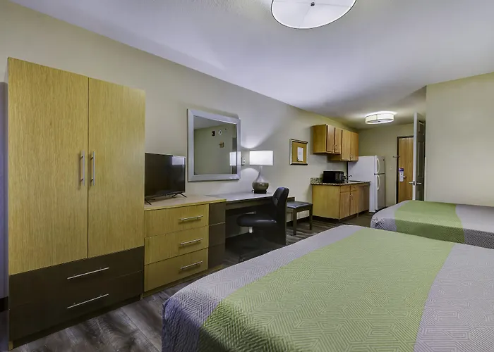 Studio 6 Lenexa - Overland Park