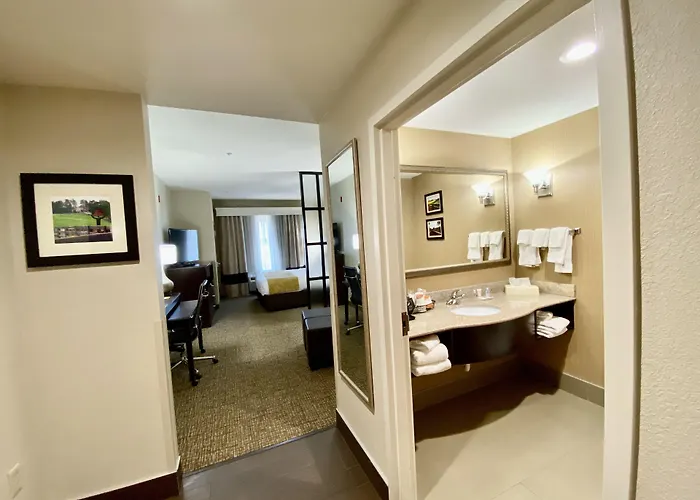 Comfort Suites Byron Warner Robins