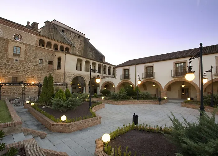 Parador De Plasencia