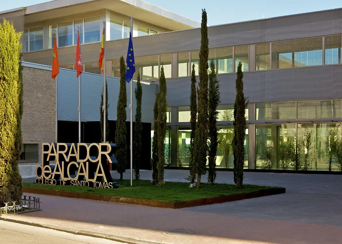 Parador De Alcala De Henares
