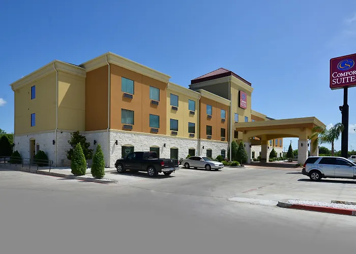 Comfort Suites Bay City East