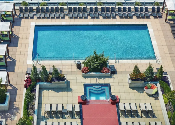 Four Seasons St. Louis
