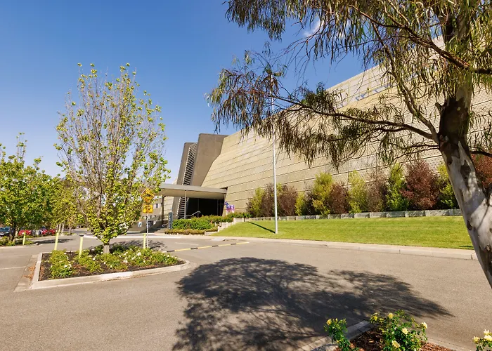 Mantra Melbourne Melton