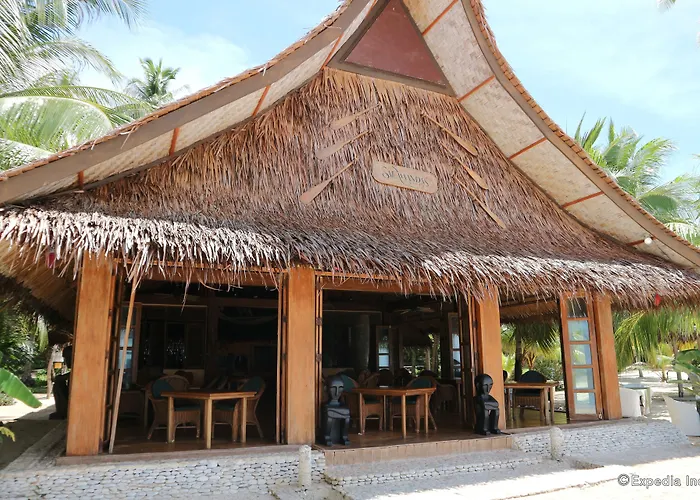Coco Grove Beach Resort, Siquijor Island