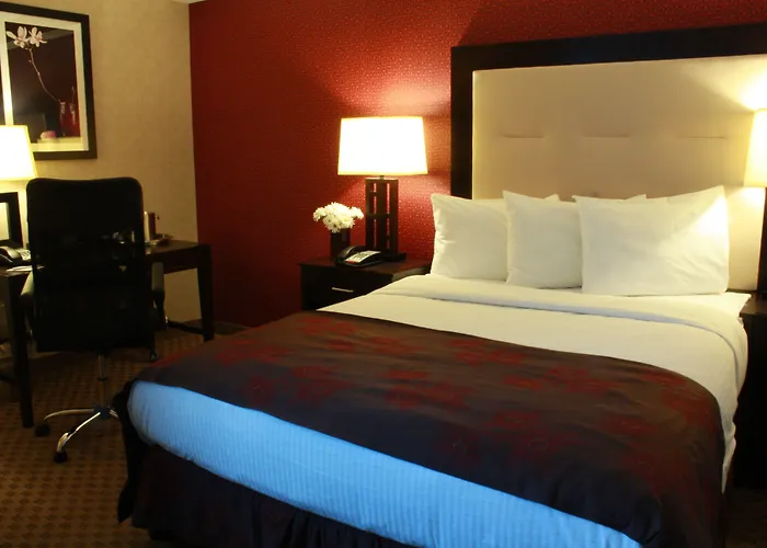 The Lloyd Stamford, Tapestry Collection By Hilton Hotel