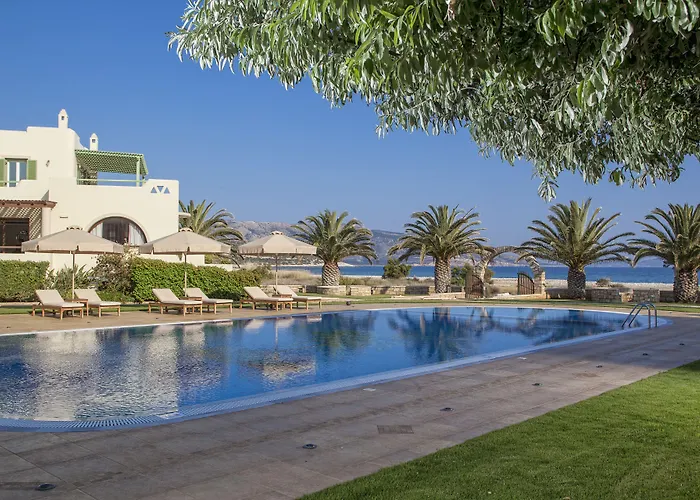 Finikas Hotel