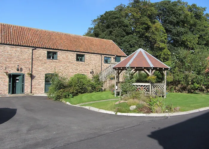 Wolds Village Hotel