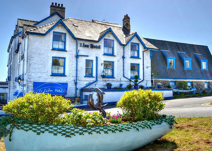 Lion Hotel & Studio Apartments