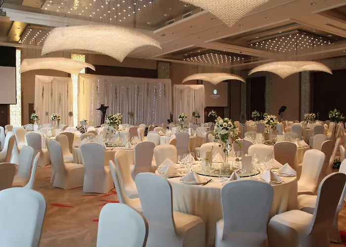 Hualuxe Changfeng Park By Ihg