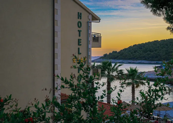 Hotel Fortuna Milna 