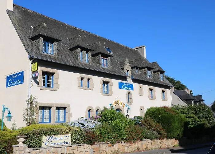 Logis Hotel De La Corniche
