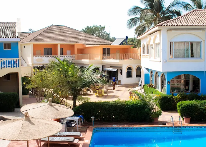 Cape Point Hotel Bakau