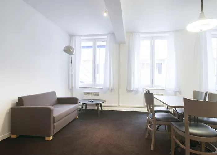 Alpha Hotel