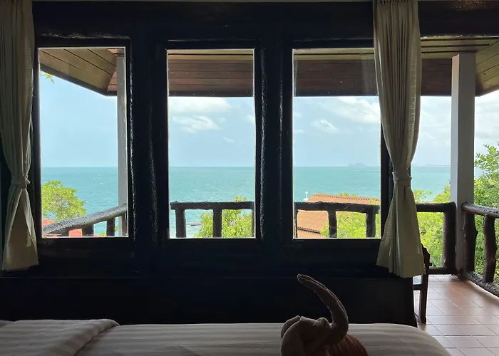 Sea Breeze Resort - Sha Plus