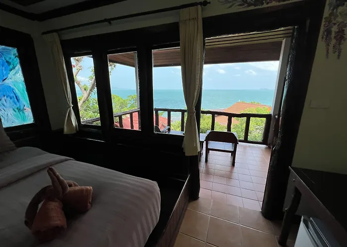 Sea Breeze Resort - Sha Plus