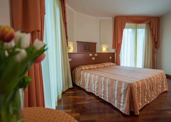 Hotel Le Grotte Genga 