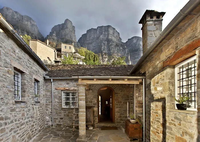 Mikro Papigo 1700 Hotel & Spa