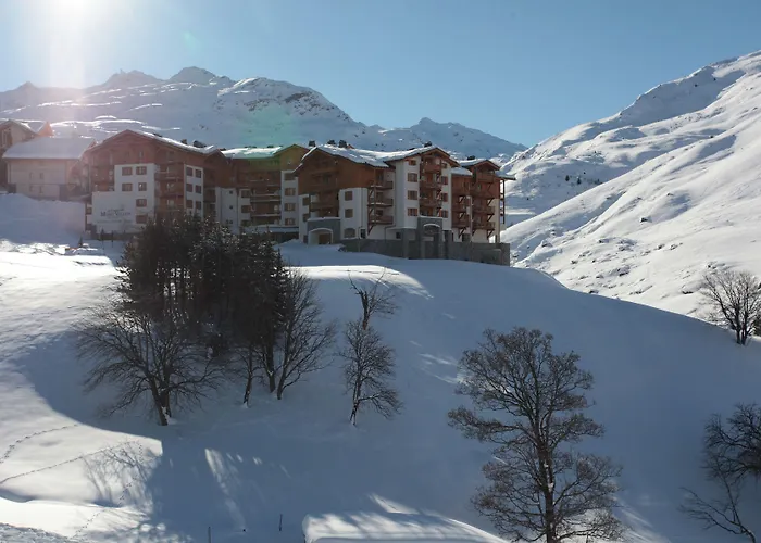 Le Chalet Du Mont Vallon Spa Resort Les Menuires