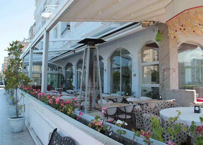 Grand Atakum Hotel