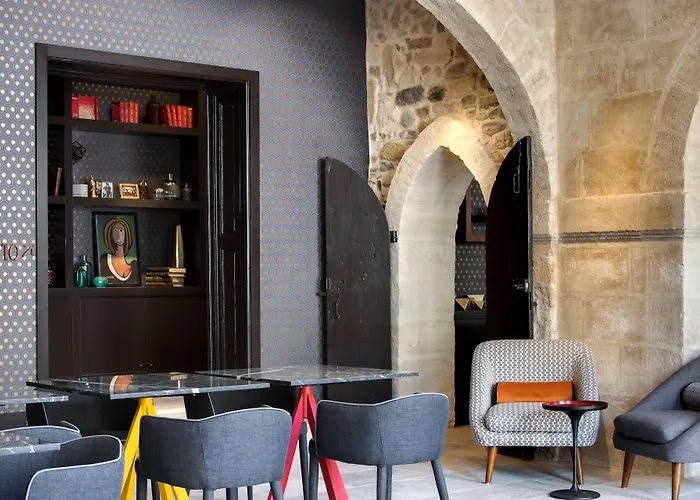 Boutique Hotel Des Remparts & Spa Aigues-Mortes