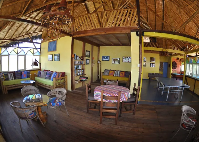 Azuluna Ecolodge Puerto Lopez