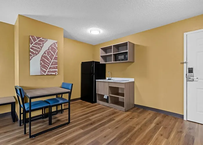 Mainstay Suites Charlotte - Executive Park