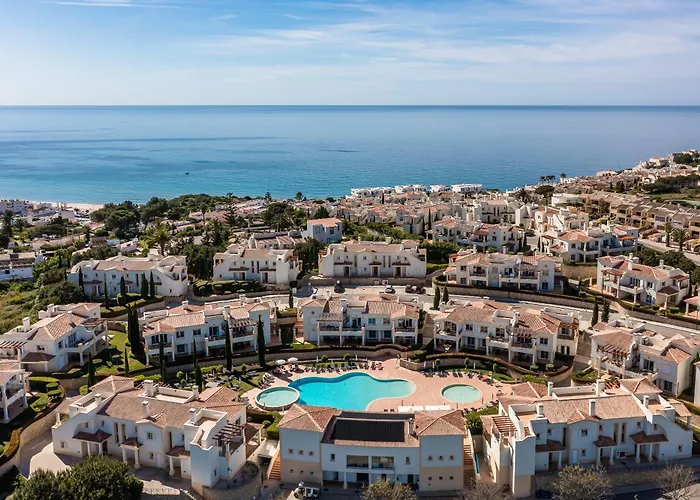 Nau Salema Beach Village