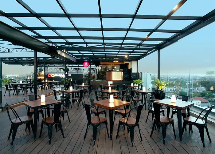 Platinum Adisucipto Hotel & Conference Center