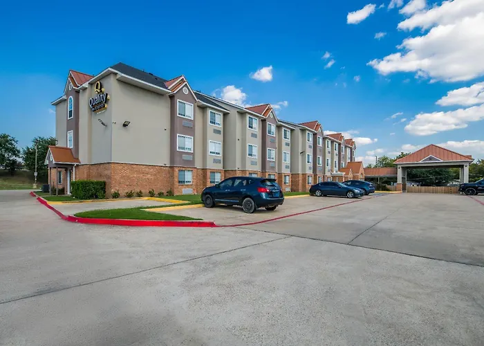 Quality Inn & Suites North Mesquite I-30