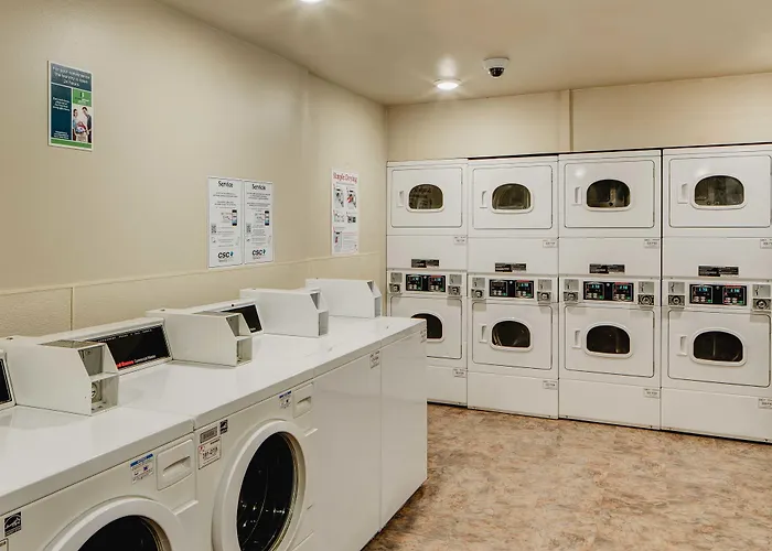Woodspring Suites Williston