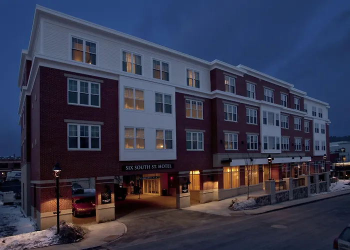 Six South St. Hotel