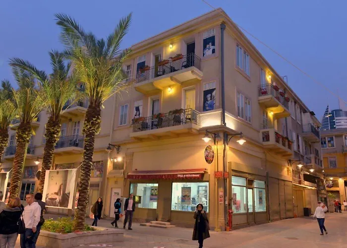 1926 Designed Aparthotel