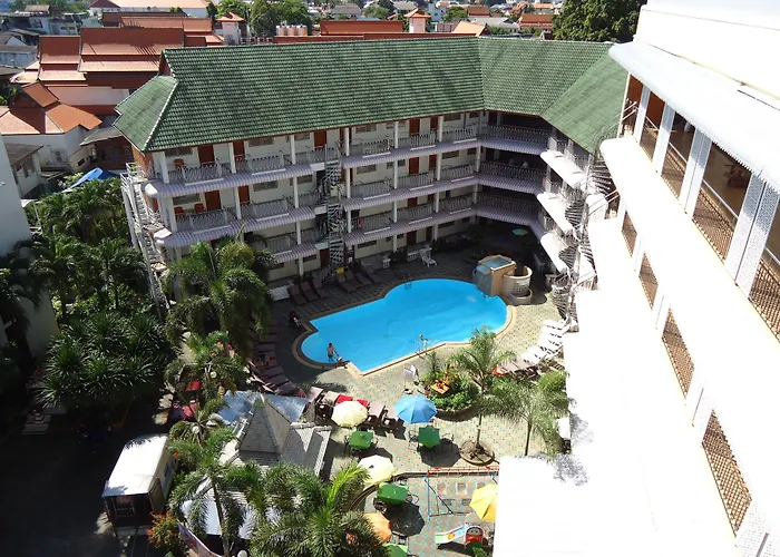 Top North Hotel