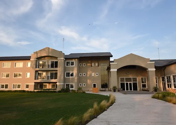 Howard Johnson Resort & Convention Center Ezeiza