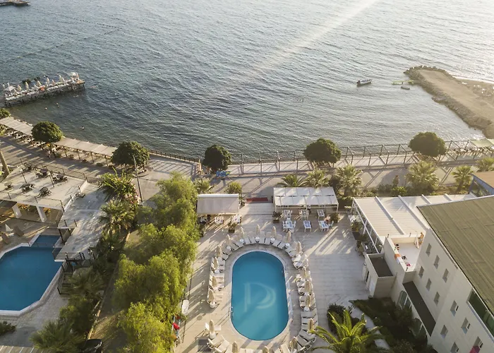Dragut Point North Hotel