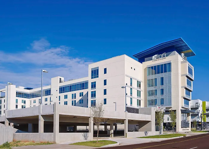 Aloft Oklahoma City Downtown - Bricktown