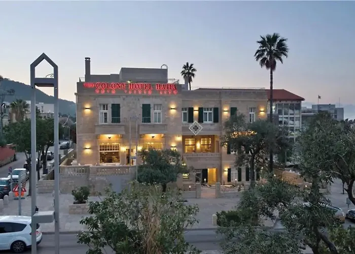 The Colony Hotel