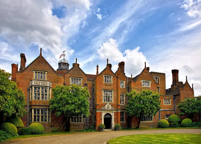 Great Fosters - Near Windsor Hotel Egham