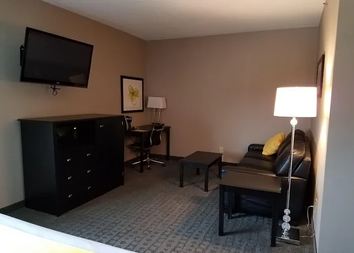 Okoboji Inn & Suites Milford